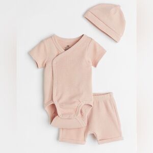 H&M Waffle Knit Wrapover Short Sleeve Bodysuit, Shorts & Hat Set in Blush Pink